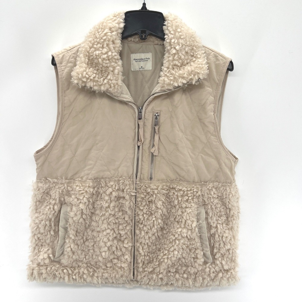 Abercrombie & Fitch Quilted Teddy Sherpa Vest Size M Tan Cream Faux Fur Cozy